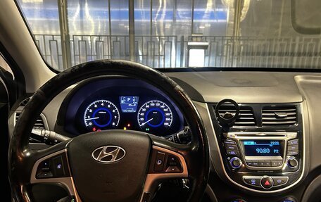 Hyundai Solaris II рестайлинг, 2014 год, 1 060 000 рублей, 11 фотография