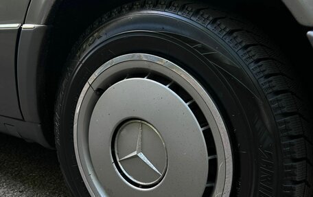 Mercedes-Benz W124, 1992 год, 1 250 000 рублей, 18 фотография