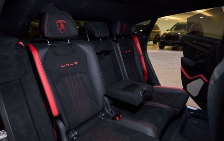 Lamborghini Urus I, 2025 год, 43 900 000 рублей, 38 фотография