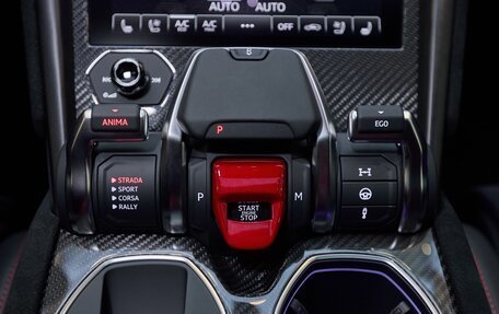 Lamborghini Urus I, 2025 год, 43 900 000 рублей, 32 фотография