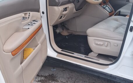 Lexus RX II рестайлинг, 2004 год, 1 350 000 рублей, 16 фотография