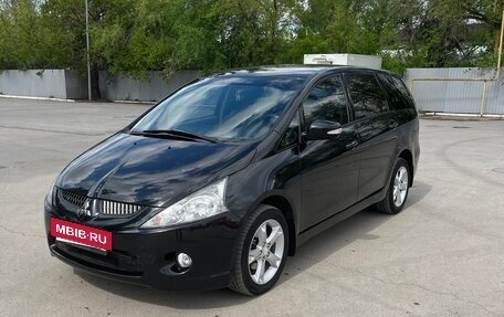 Mitsubishi Grandis, 2007 год, 1 150 000 рублей, 2 фотография