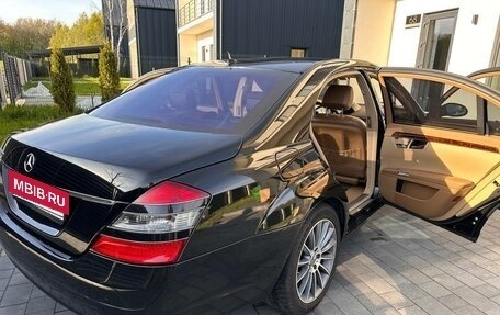 Mercedes-Benz S-Класс, 2006 год, 2 000 000 рублей, 6 фотография