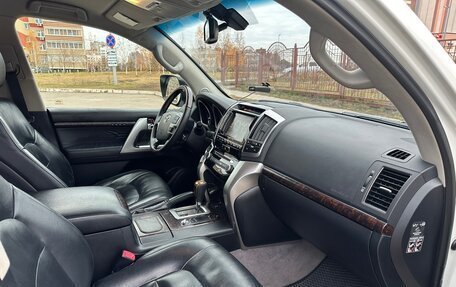 Toyota Land Cruiser 200, 2012 год, 3 000 000 рублей, 5 фотография