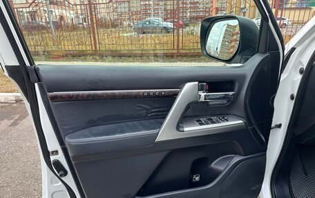 Toyota Land Cruiser 200, 2012 год, 3 000 000 рублей, 9 фотография