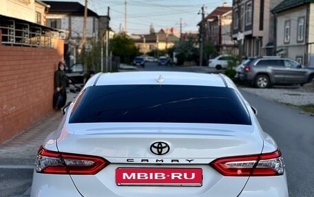 Toyota Camry, 2018 год, 2 500 000 рублей, 2 фотография