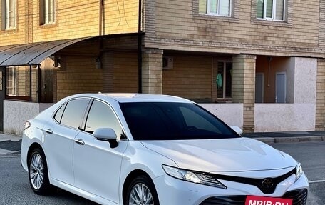 Toyota Camry, 2018 год, 2 500 000 рублей, 5 фотография
