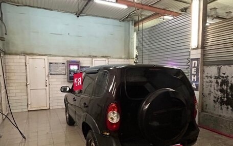 Chevrolet Niva I рестайлинг, 2009 год, 350 000 рублей, 3 фотография
