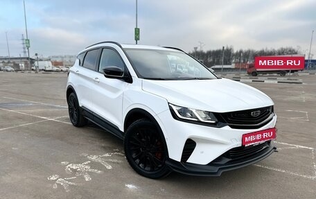 Geely Coolray I, 2023 год, 1 820 000 рублей, 9 фотография