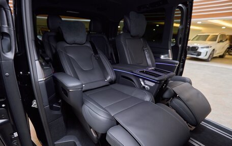 Mercedes-Benz V-Класс, 2025 год, 16 500 000 рублей, 33 фотография