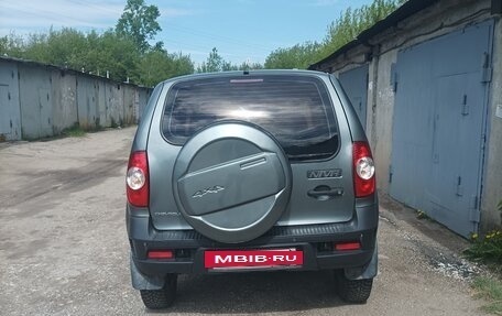 Chevrolet Niva I рестайлинг, 2011 год, 475 000 рублей, 2 фотография