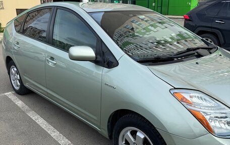 Toyota Prius, 2007 год, 730 000 рублей, 2 фотография