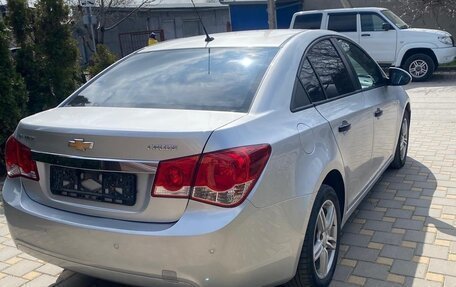 Chevrolet Cruze II, 2012 год, 700 000 рублей, 3 фотография
