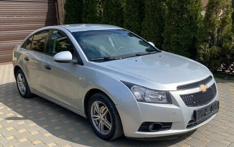 Chevrolet Cruze II, 2012 год, 700 000 рублей, 5 фотография
