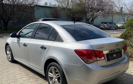 Chevrolet Cruze II, 2012 год, 700 000 рублей, 4 фотография