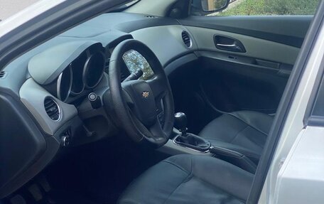 Chevrolet Cruze II, 2012 год, 700 000 рублей, 12 фотография