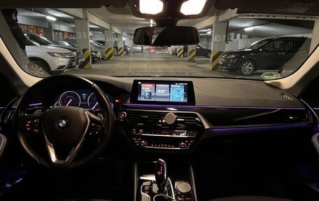 BMW 5 серия, 2018 год, 3 050 000 рублей, 10 фотография