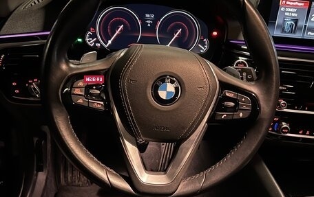 BMW 5 серия, 2018 год, 3 050 000 рублей, 14 фотография