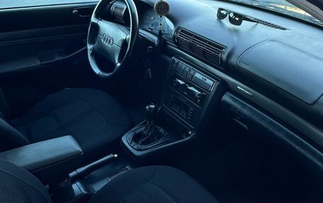 Audi A4, 1997 год, 470 000 рублей, 3 фотография