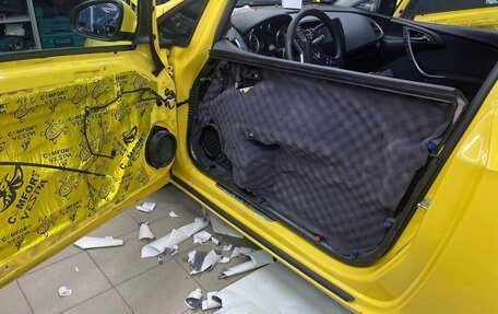 Opel Astra J, 2012 год, 900 000 рублей, 17 фотография