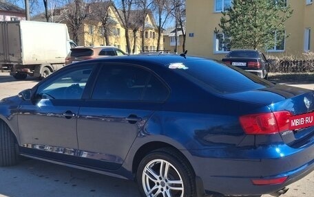 Volkswagen Jetta VI, 2011 год, 870 000 рублей, 7 фотография