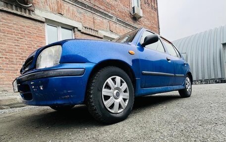 Nissan March II, 1998 год, 150 000 рублей, 2 фотография