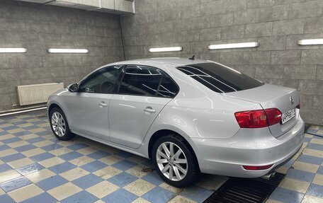 Volkswagen Jetta VI, 2012 год, 950 000 рублей, 3 фотография