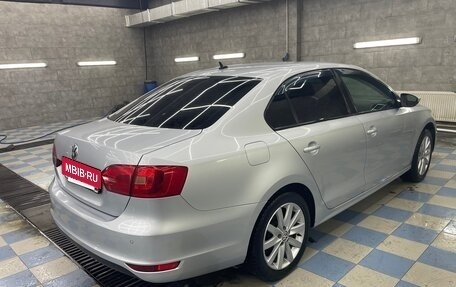 Volkswagen Jetta VI, 2012 год, 950 000 рублей, 5 фотография