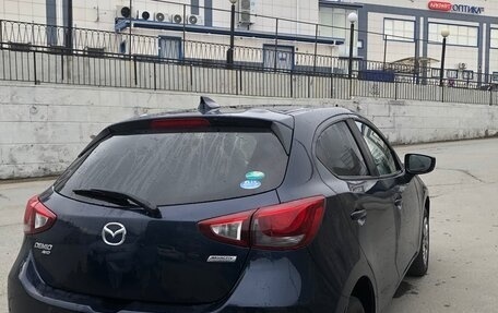 Mazda Demio IV, 2017 год, 980 000 рублей, 6 фотография