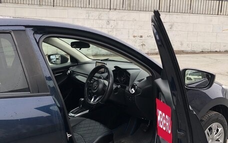 Mazda Demio IV, 2017 год, 980 000 рублей, 11 фотография