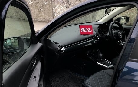 Mazda Demio IV, 2017 год, 980 000 рублей, 16 фотография