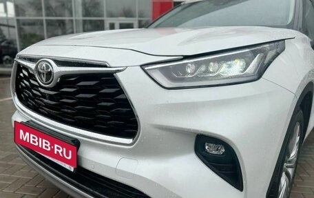 Toyota Highlander, 2025 год, 6 600 000 рублей, 3 фотография