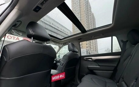 Toyota Highlander, 2025 год, 6 600 000 рублей, 35 фотография