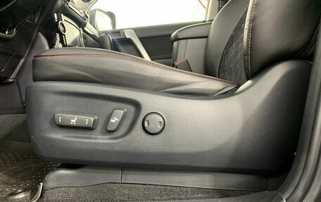 Toyota Land Cruiser Prado 150 рестайлинг 2, 2015 год, 3 853 694 рублей, 10 фотография