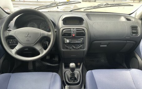 Mitsubishi Carisma I, 2003 год, 210 000 рублей, 7 фотография