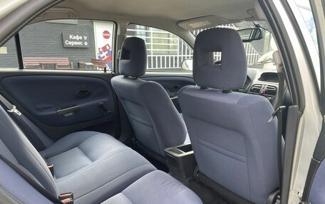 Mitsubishi Carisma I, 2003 год, 210 000 рублей, 16 фотография