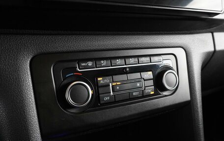 Volkswagen Amarok I рестайлинг, 2012 год, 1 945 000 рублей, 13 фотография
