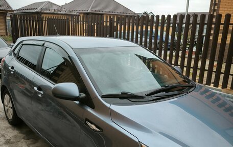 KIA Rio III рестайлинг, 2014 год, 980 000 рублей, 2 фотография