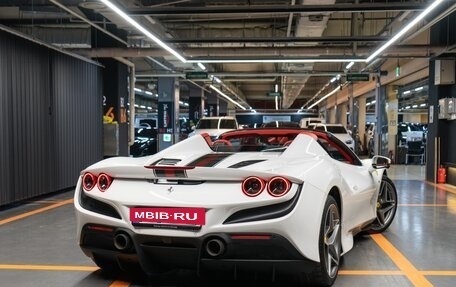 Ferrari F8, 2022 год, 29 975 000 рублей, 2 фотография