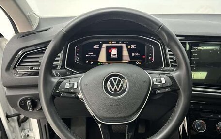 Volkswagen T-Roc I, 2022 год, 1 638 000 рублей, 8 фотография