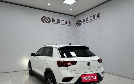 Volkswagen T-Roc I, 2022 год, 1 638 000 рублей, 4 фотография