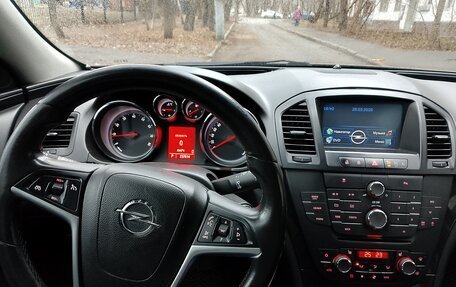 Opel Insignia II рестайлинг, 2011 год, 890 000 рублей, 8 фотография