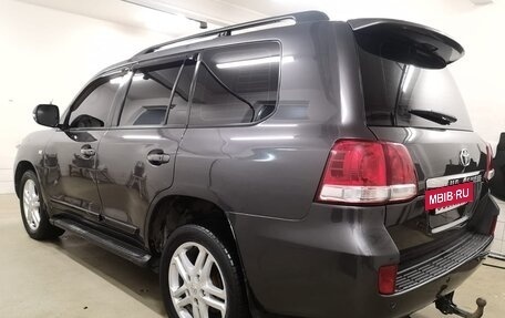 Toyota Land Cruiser 200, 2009 год, 2 430 000 рублей, 3 фотография