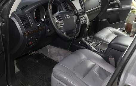 Toyota Land Cruiser 200, 2009 год, 2 430 000 рублей, 5 фотография