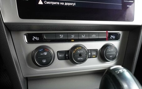 Volkswagen Passat B8 рестайлинг, 2017 год, 1 785 000 рублей, 12 фотография