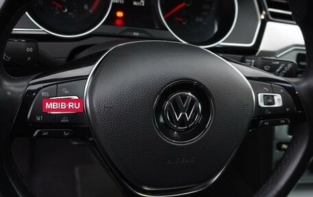 Volkswagen Passat B8 рестайлинг, 2017 год, 1 785 000 рублей, 17 фотография