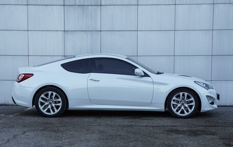 Hyundai Genesis Coupe I рестайлинг, 2013 год, 1 770 000 рублей, 5 фотография