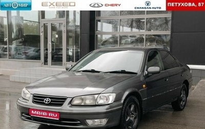 Toyota Camry, 2001 год, 600 000 рублей, 1 фотография