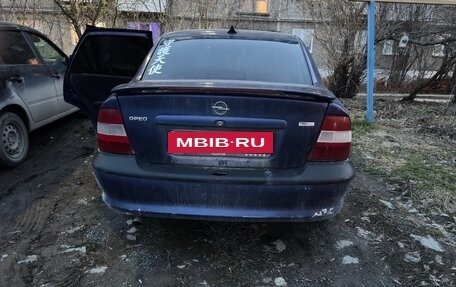 Opel Vectra B рестайлинг, 1997 год, 80 000 рублей, 6 фотография