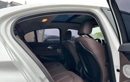 BMW 1 серия, 2022 год, 1 560 000 рублей, 6 фотография